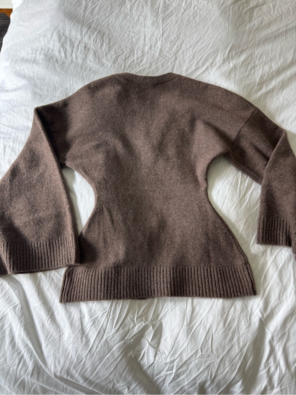 WeWoreWhat Chocolate Brown V-Neck Button Cardigan NWOT - Picture 4 of 4